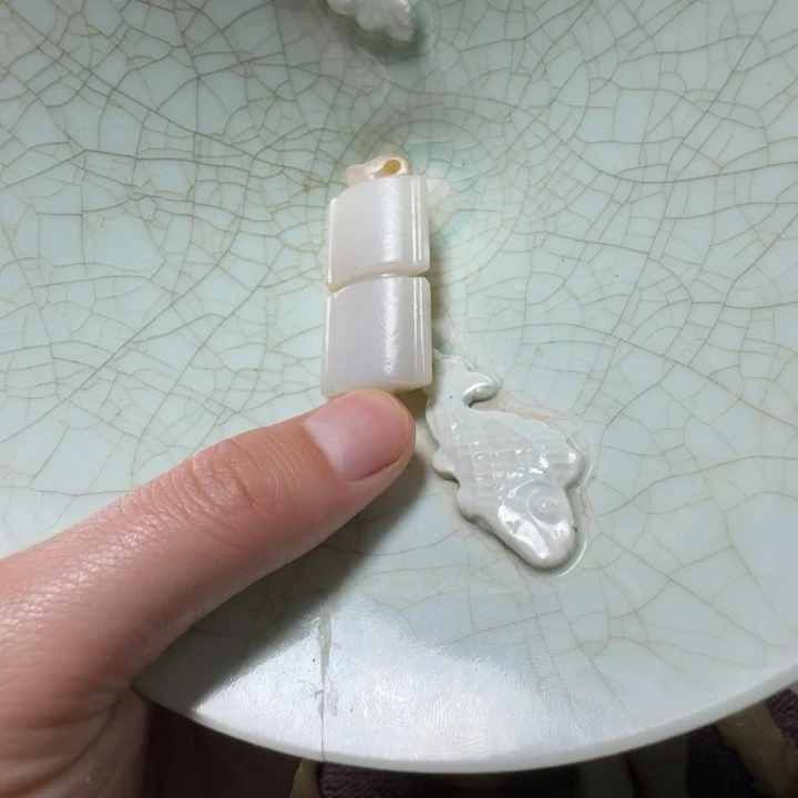 已***置瓷片双鱼青瓷开片大碗