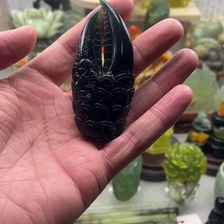 蛇纹石玉未镶嵌四大名玉手把