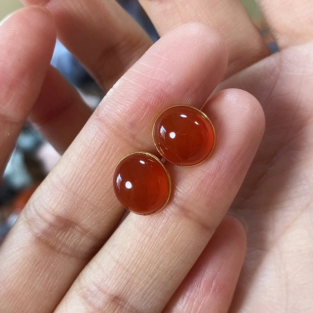 18K金镶嵌耳钉11mm原矿南红玛瑙n****g