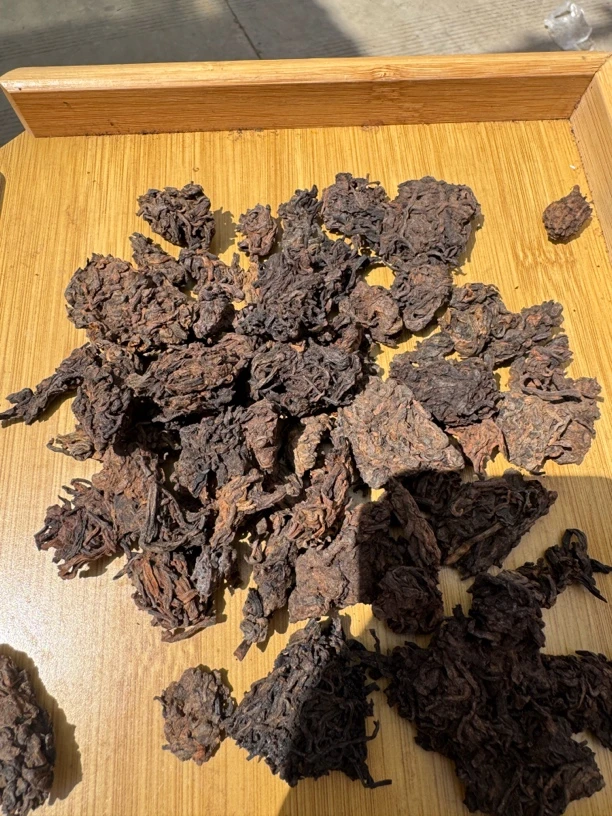 2009年，彰香沉香（大雪山珍珠老茶头）