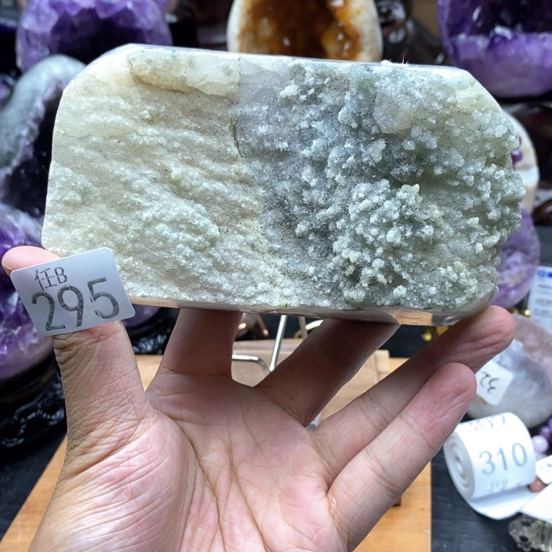 未镶嵌大型摆件（非配饰）水晶