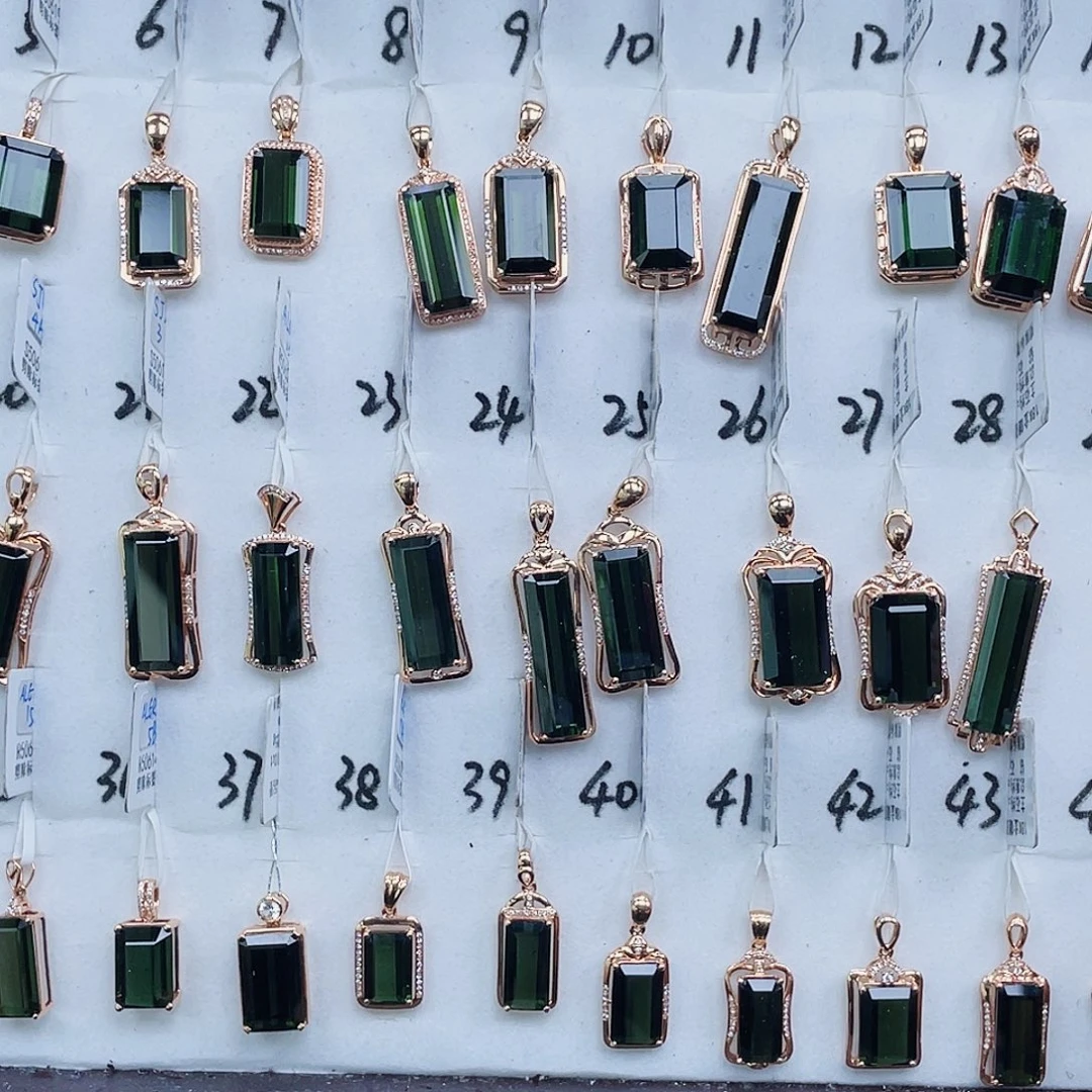 碧玺吊坠(不含链)18K金镶嵌