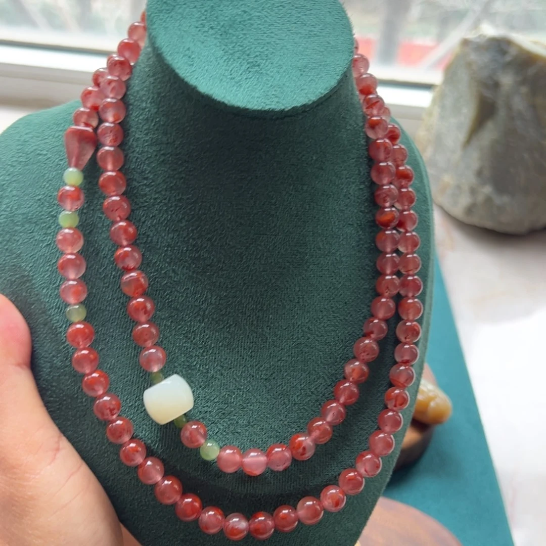 南红玛瑙未镶嵌颈饰