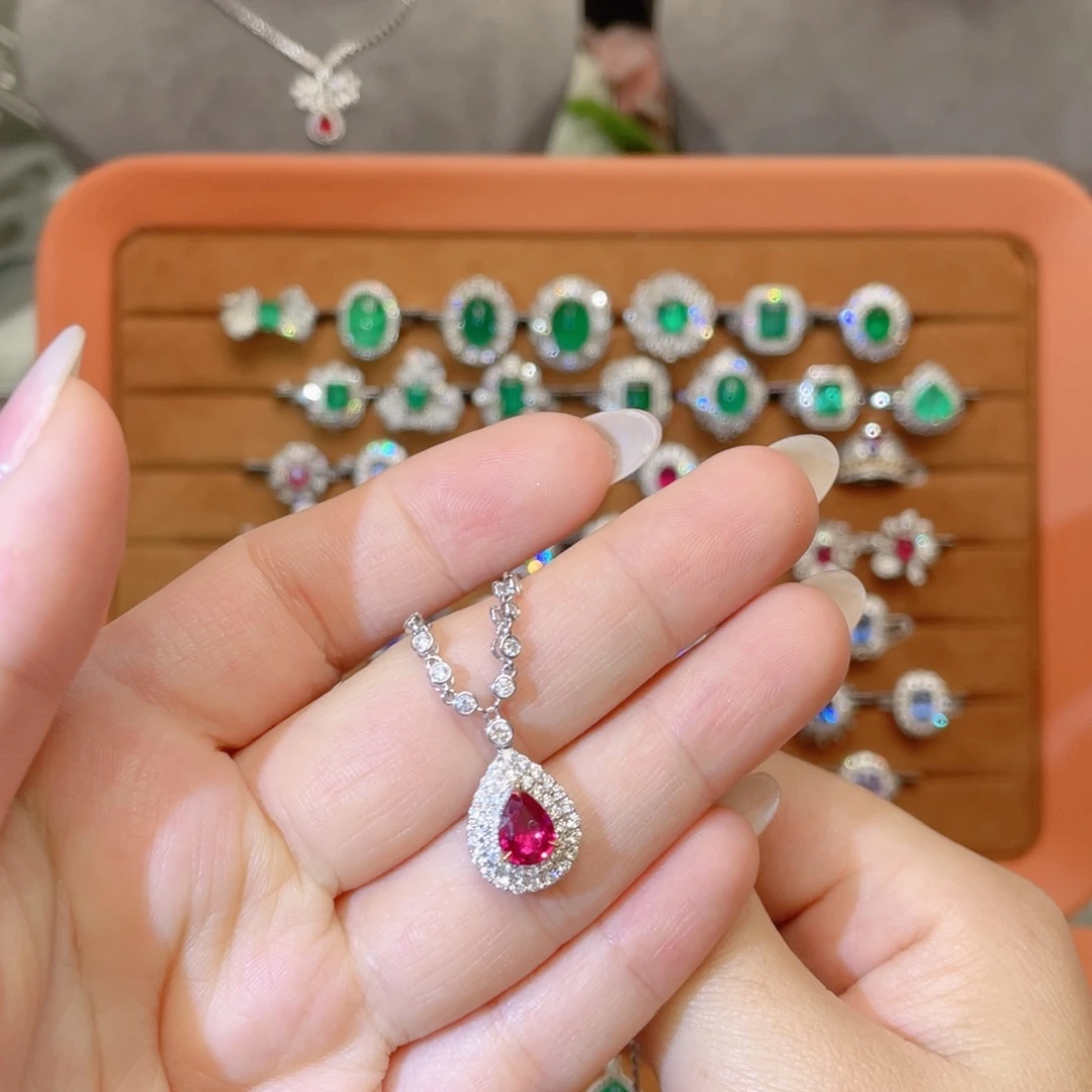 锁骨链18K金镶嵌红宝石无烧1.01