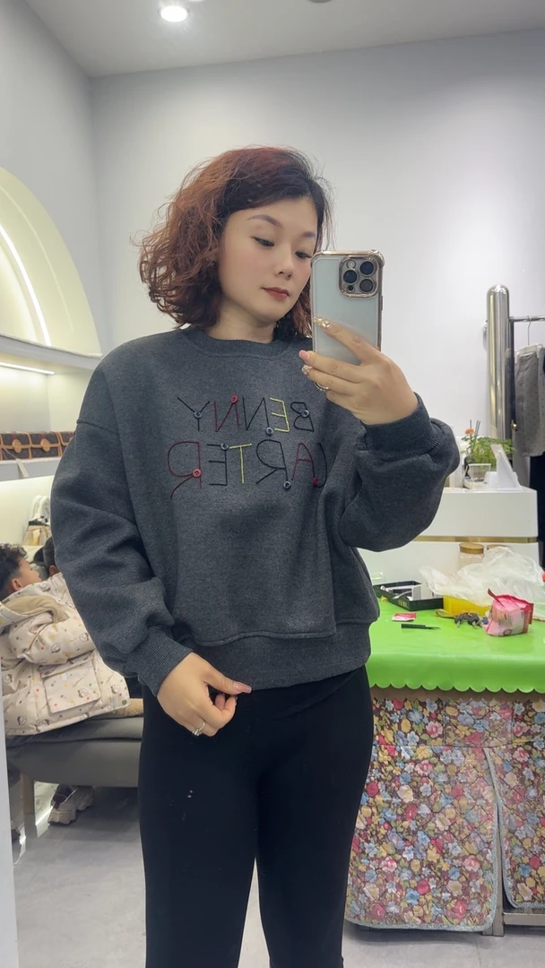 艾美店2025时尚卫衣