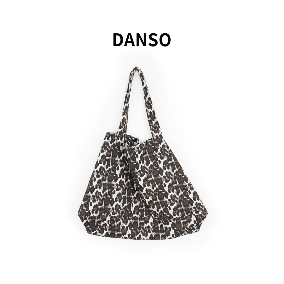 DANSO 玉美华新款小众设计师款豹纹斜挎包SW0837