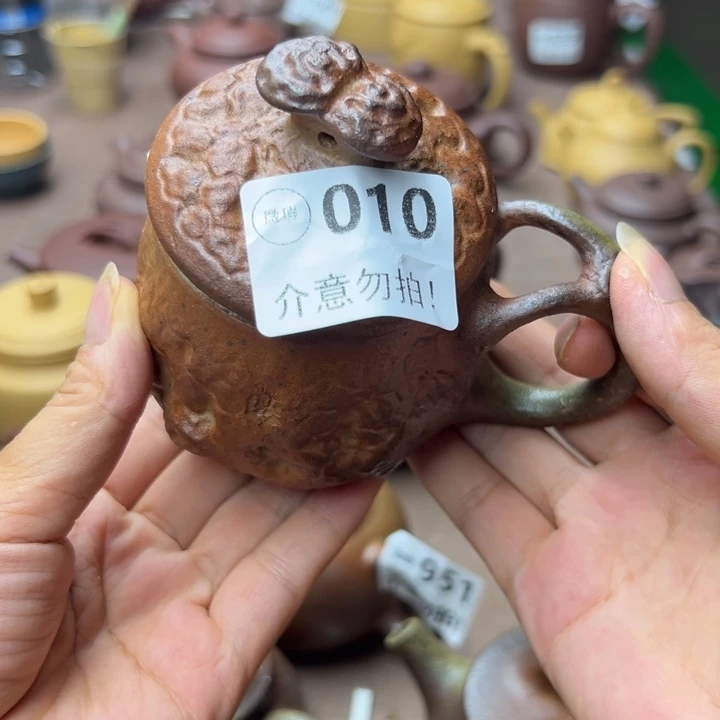 茶壶紫砂黄金段半手160