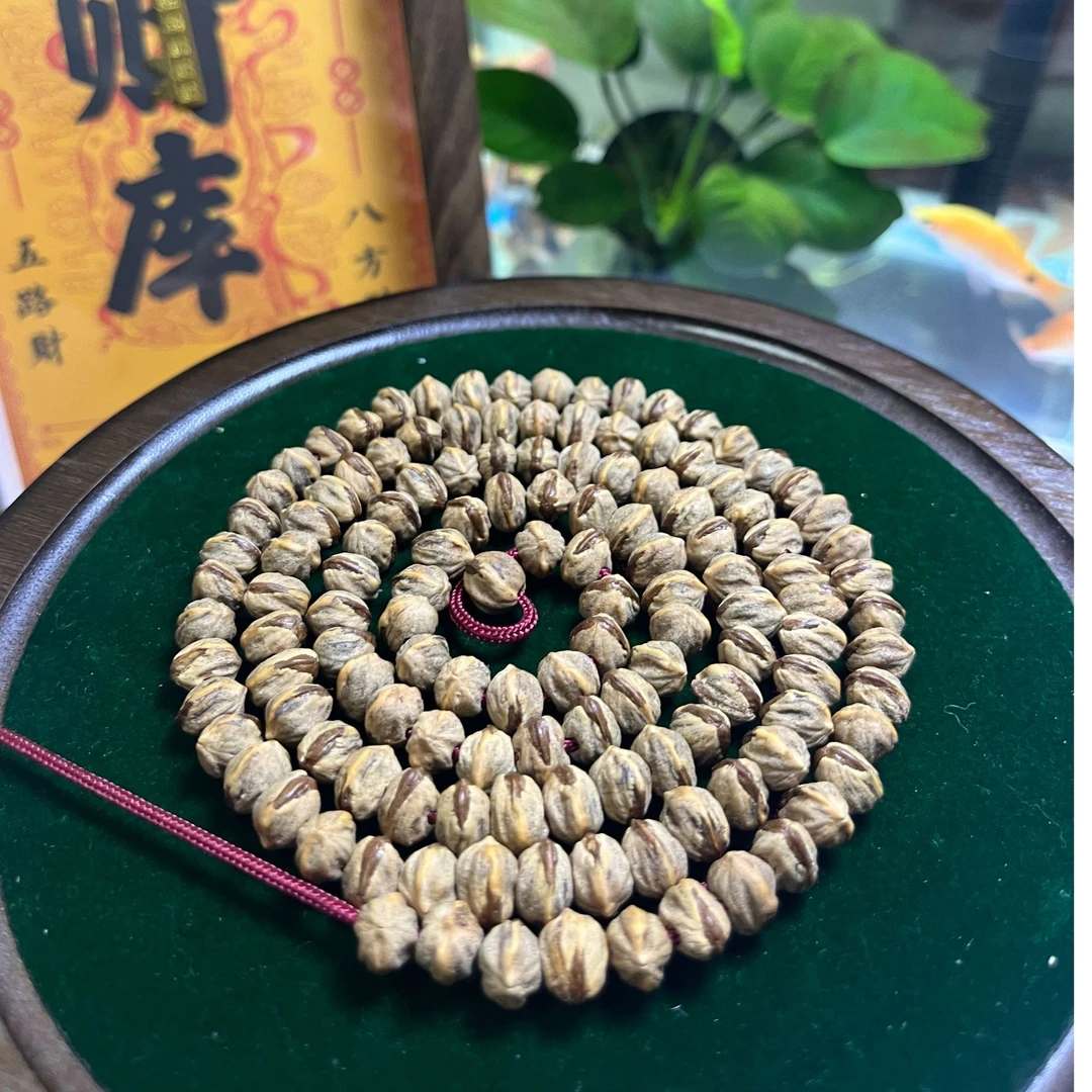 百香籽原桩红芽口横打红唇烈焰108颗长串