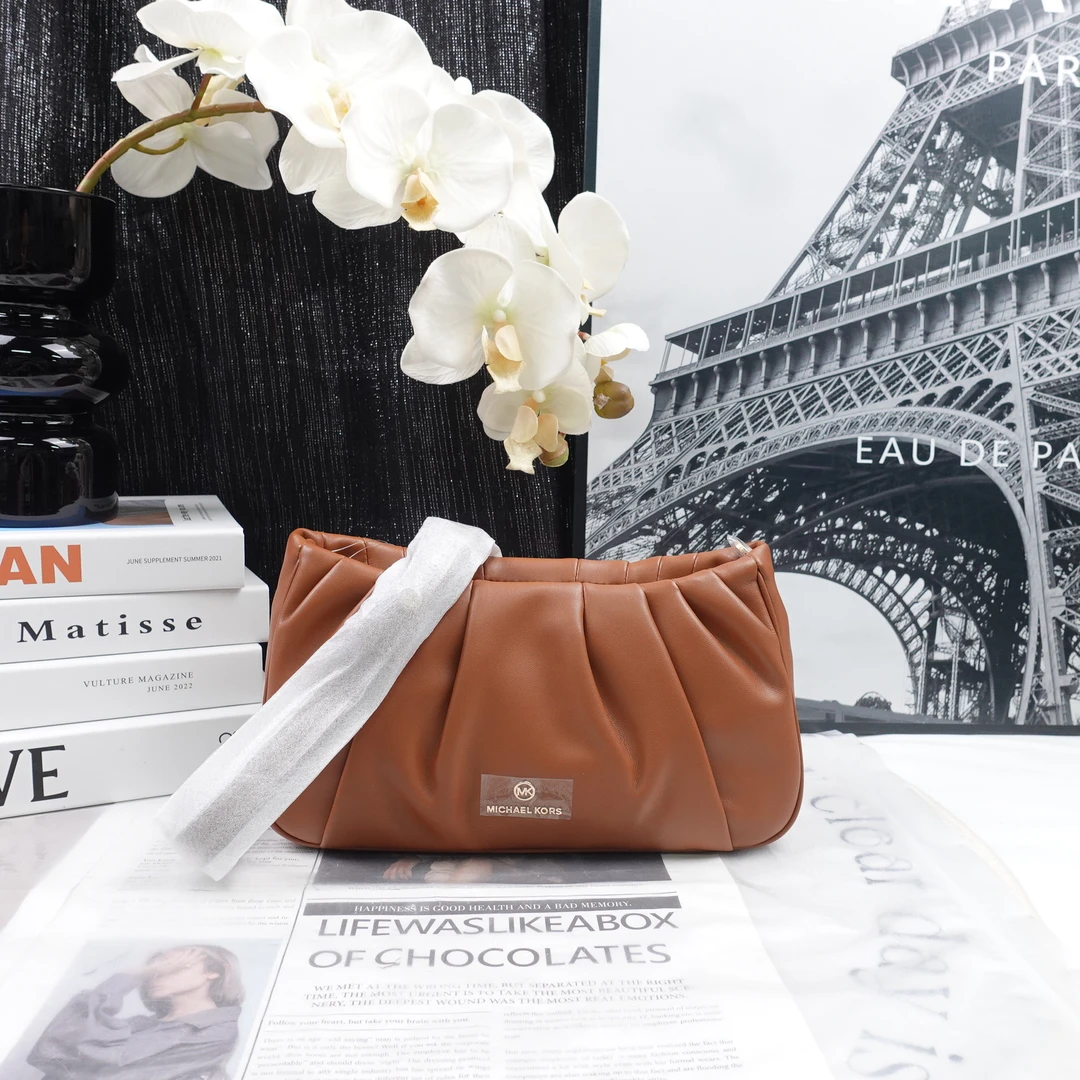 95新 MICHAEL KORS/迈克高仕 单肩包/T10244435