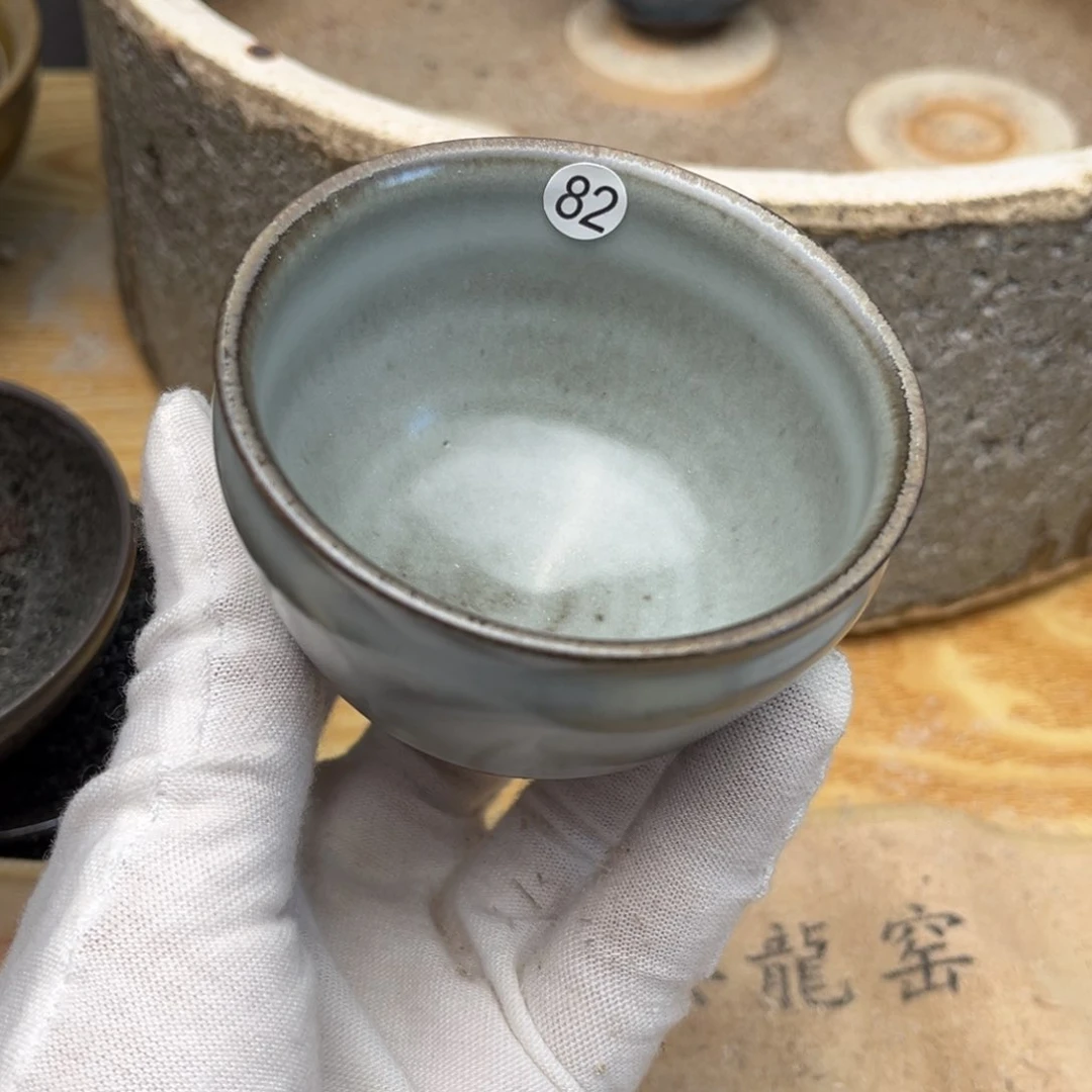 茶盏义兴龙窑坚持真柴烧