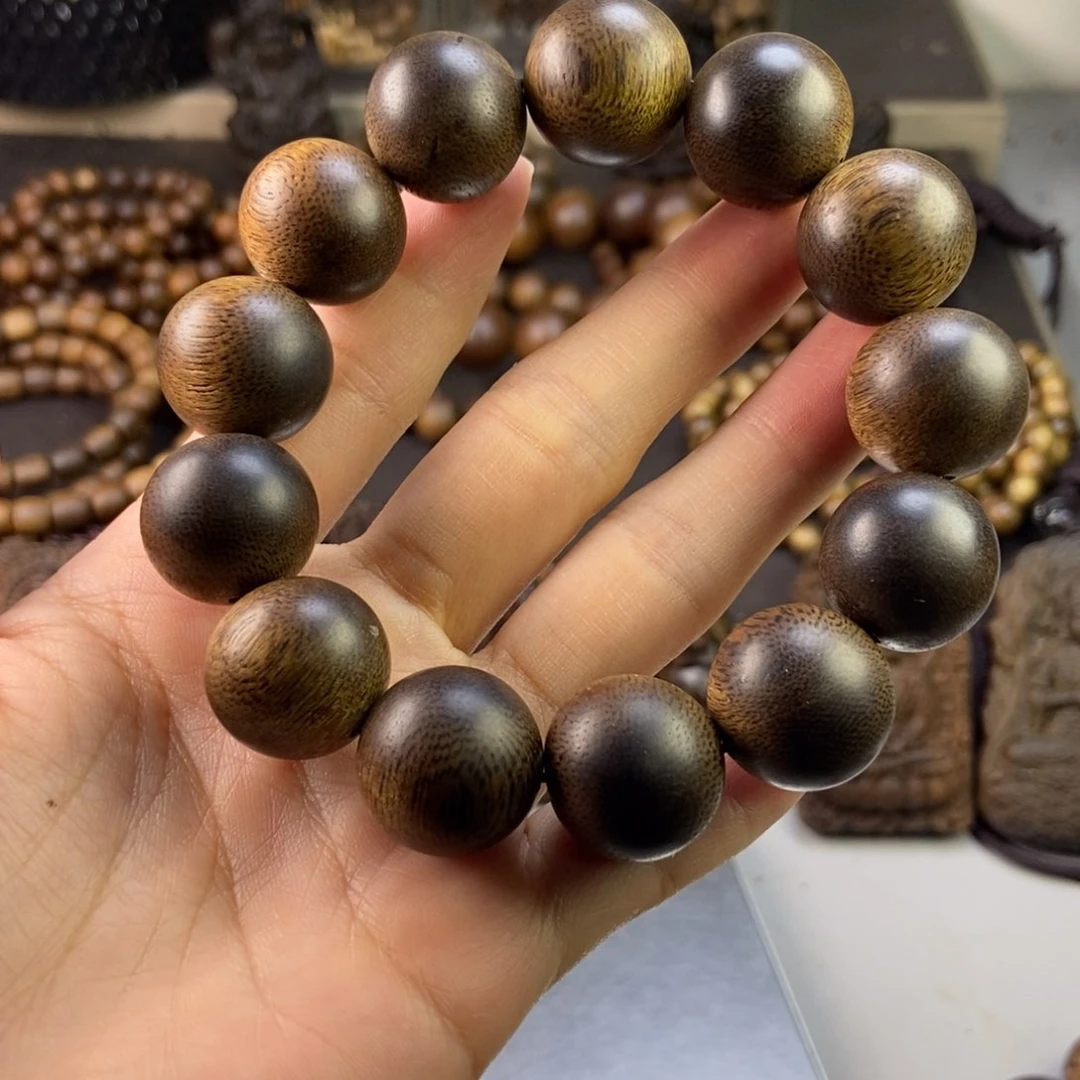 沉香手串沧**李越南芽庄白