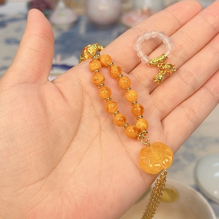 瓷片The first thing