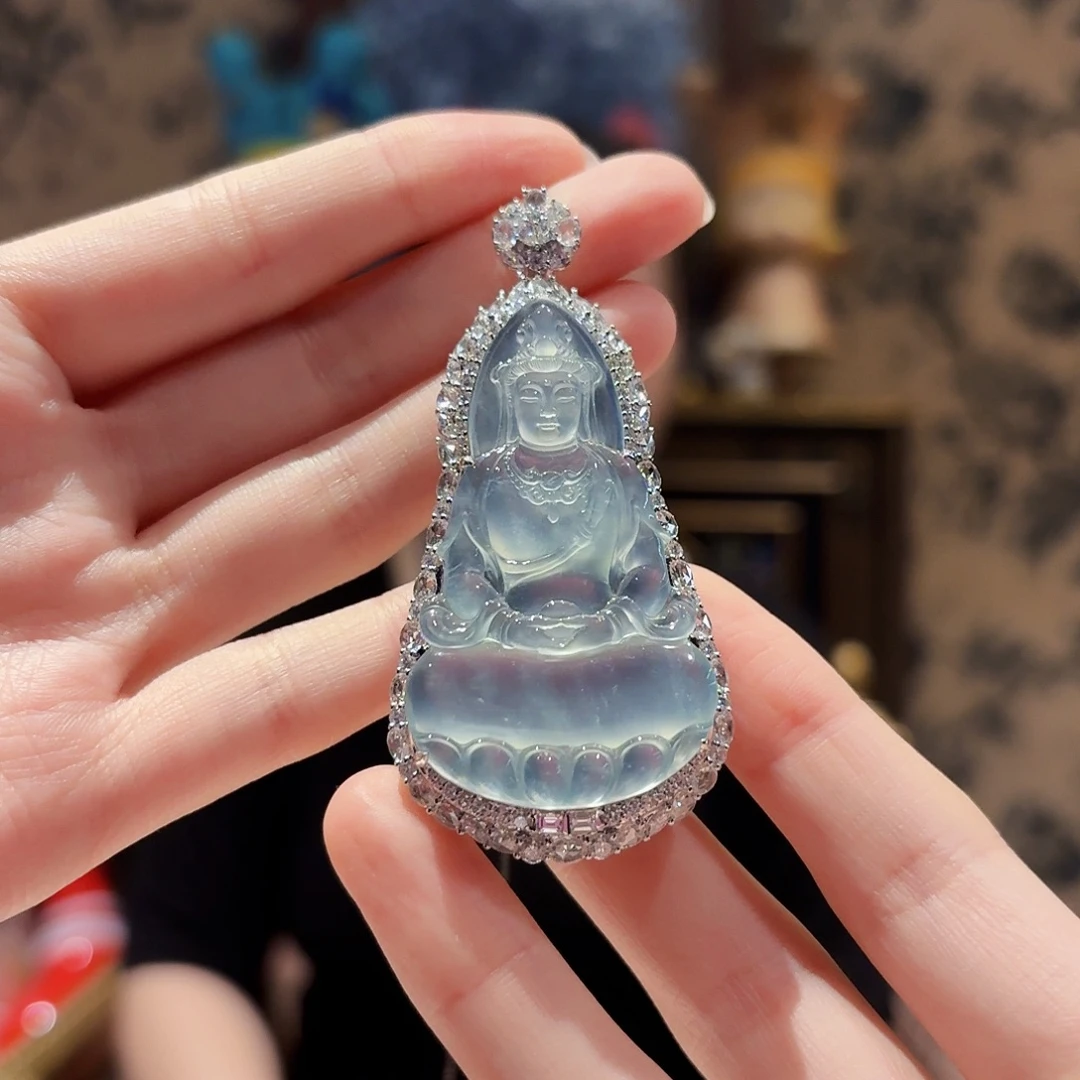 翡翠18K金镶嵌吊坠(赠链)