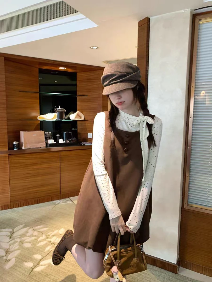 （看姐妹预约人数上新款式）新款韩版咖色吊带裙搭波点打底套装
