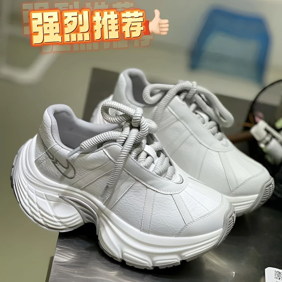 春季爆款户外厚底老爹鞋女时尚百搭显脚小休闲增高软底轻便运动鞋