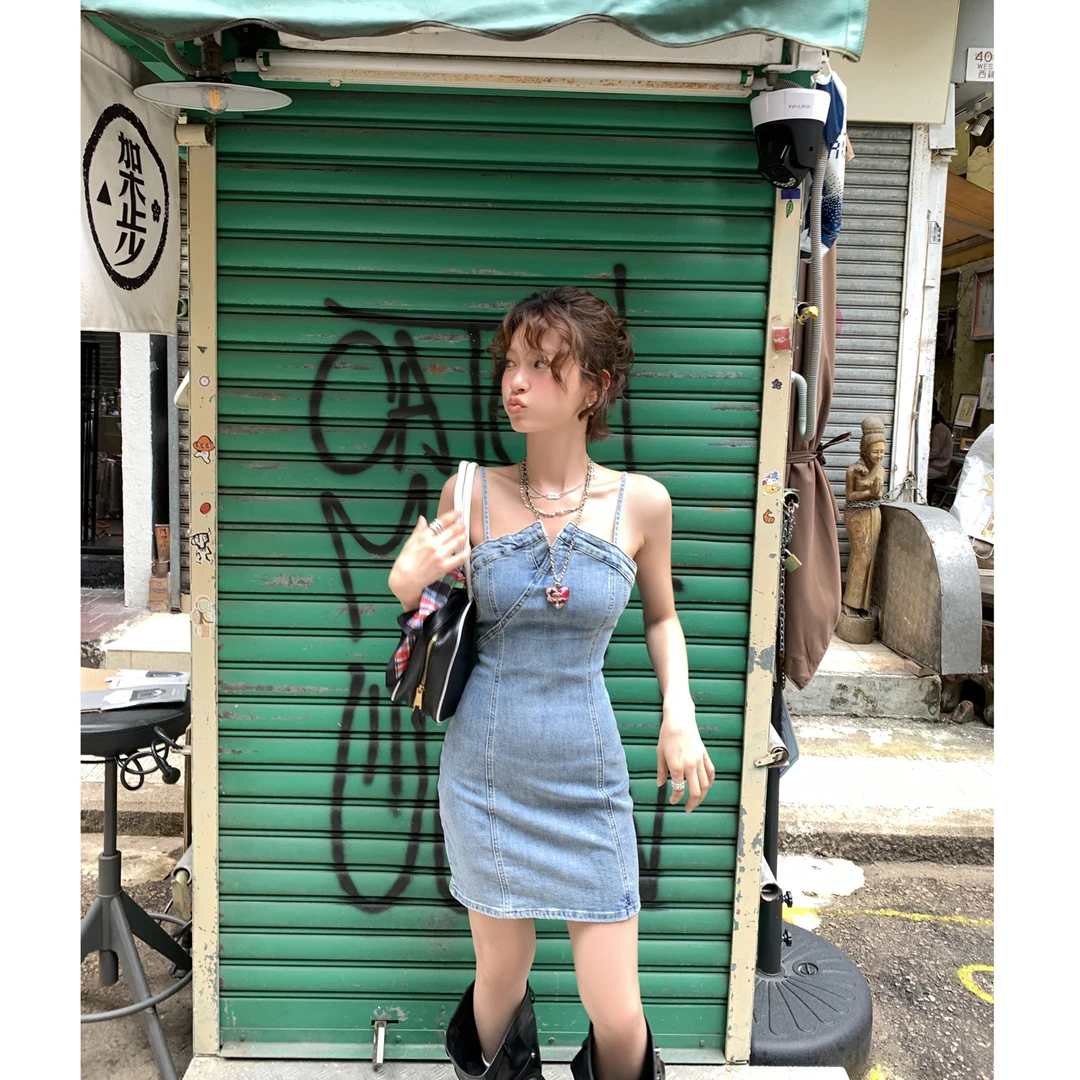 【漫感辣妹】牛仔吊带连衣裙女修身短裙4271