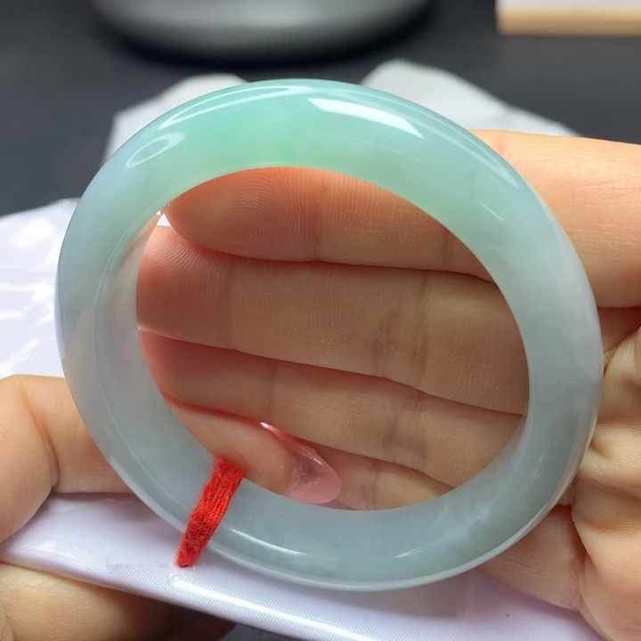 翡翠手镯未镶嵌55555656