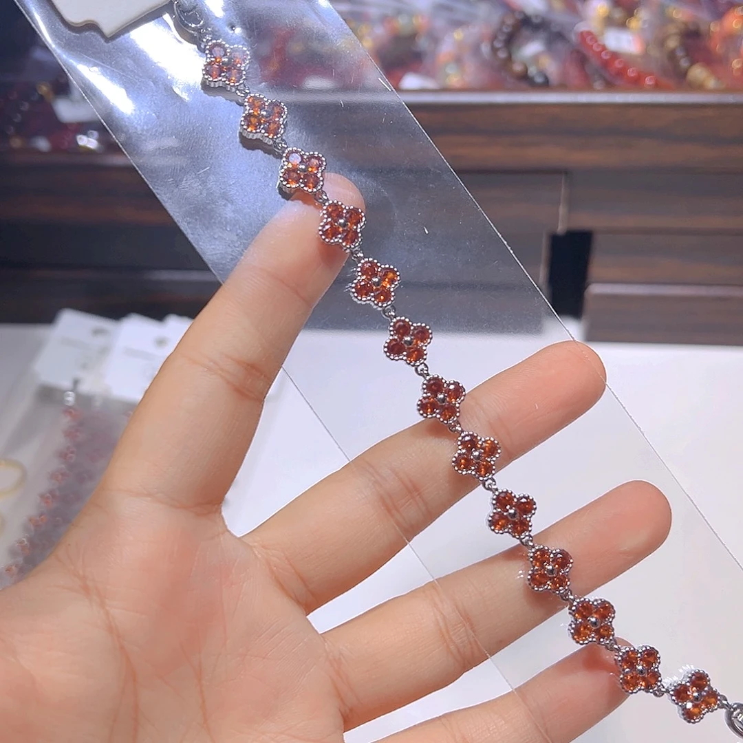 合成碳硅石铜合金小绵羊手链