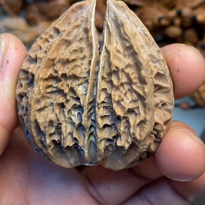 文玩核桃吊坠娜姐246