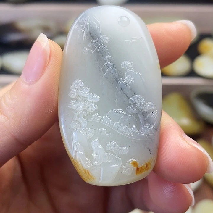 和田玉未镶嵌颈饰