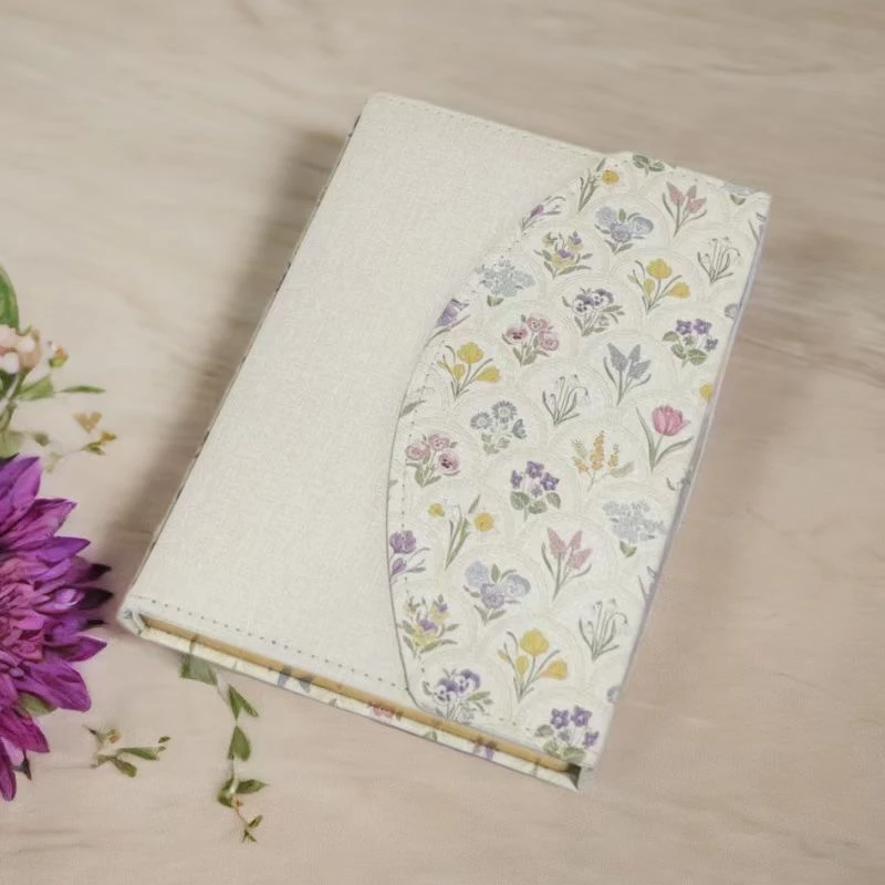 3047《金边布面外贸横线手帐本》碎花外贸高级冬天时尚笔记本