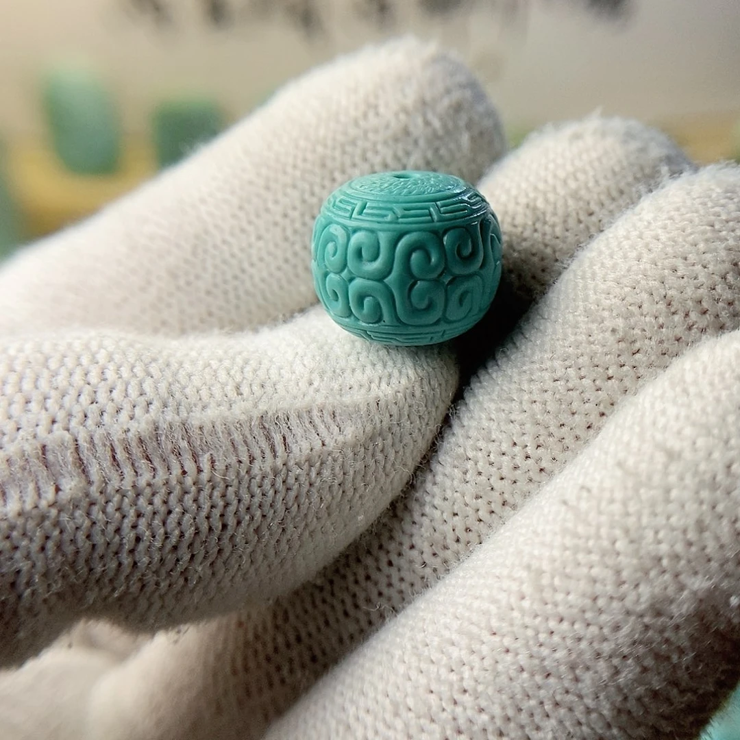 绿松石未镶嵌珠宝奇石13.3*11.4