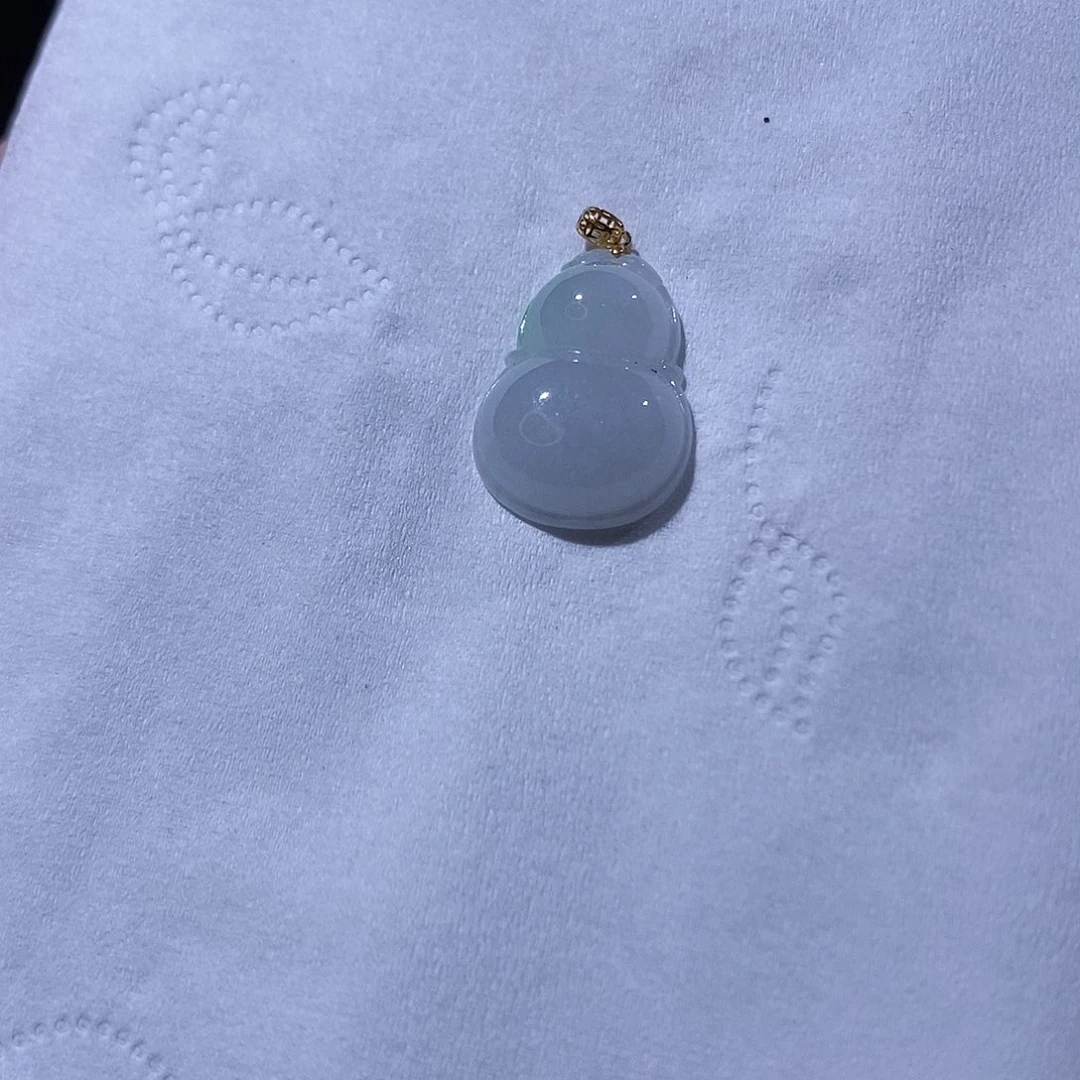 翡翠吊坠(不含链)足银镶嵌