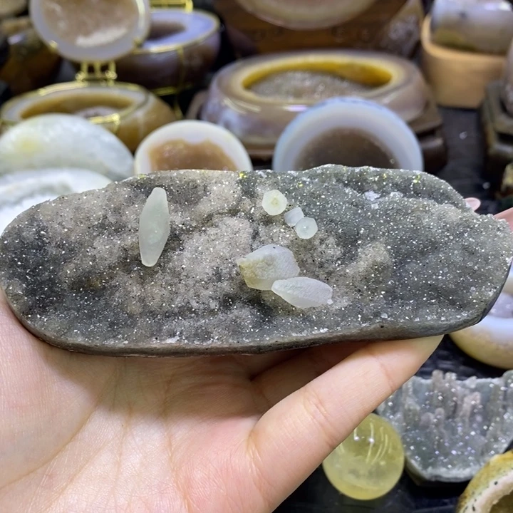 未镶嵌珠宝半成品水晶绿晶奇石盘