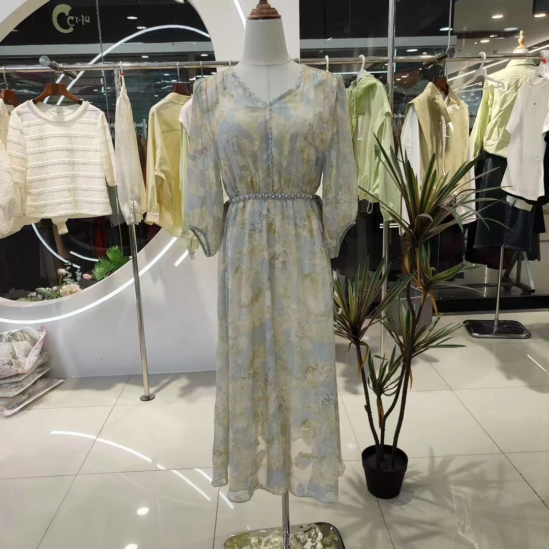 B106-B120新款2025时尚百搭连衣裙