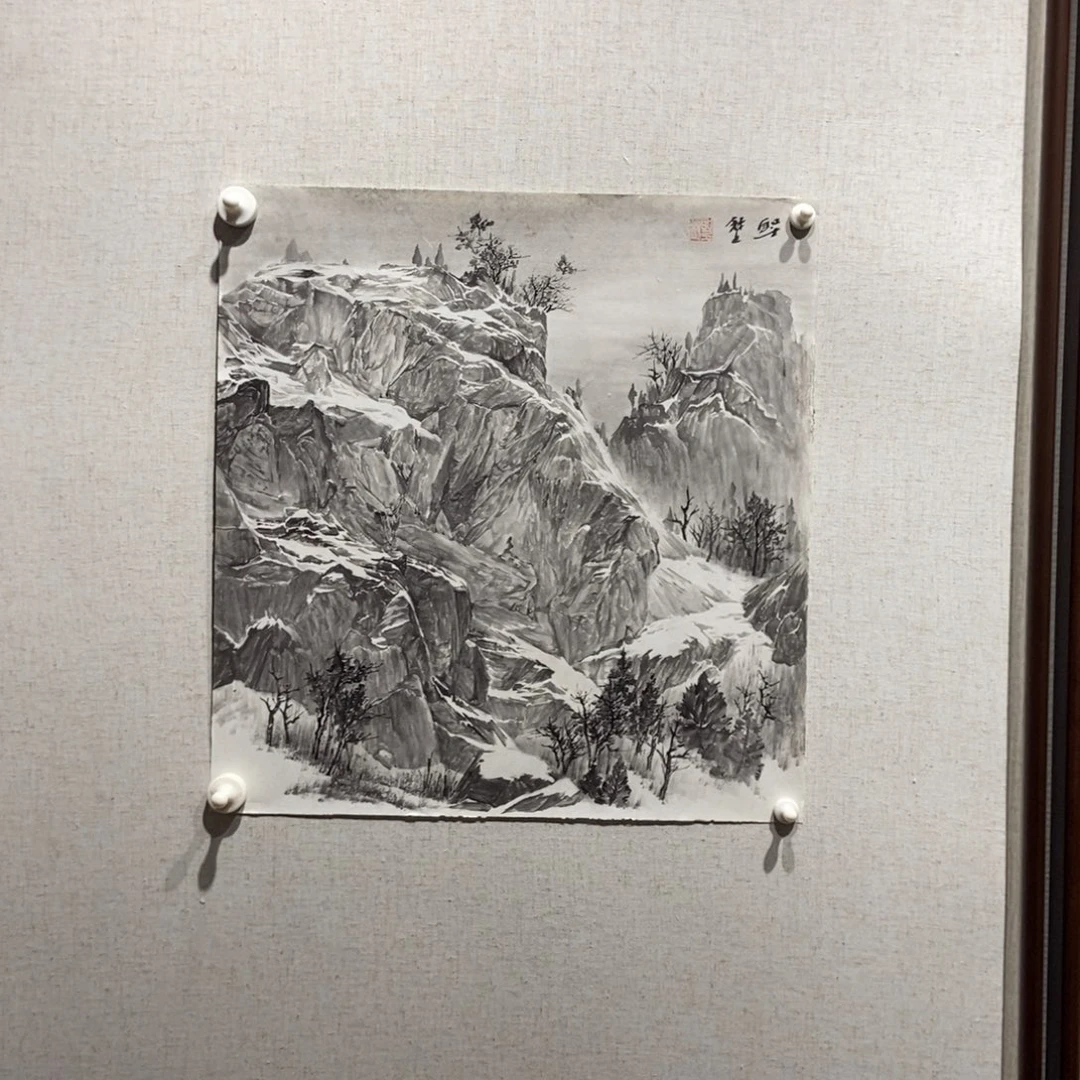 国画潜*者墨鱼精品墨鱼精品