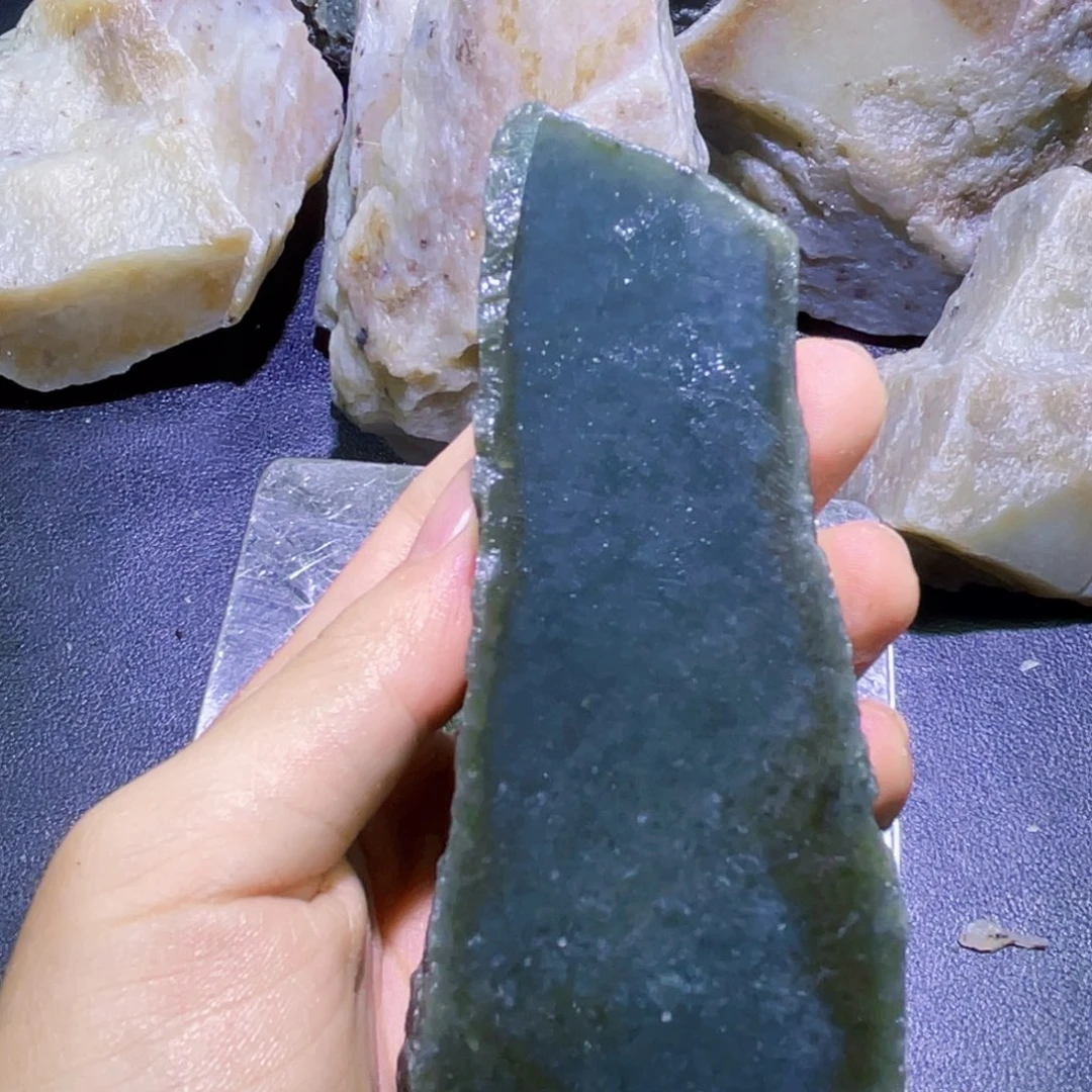 未镶嵌和田玉珠宝半成品