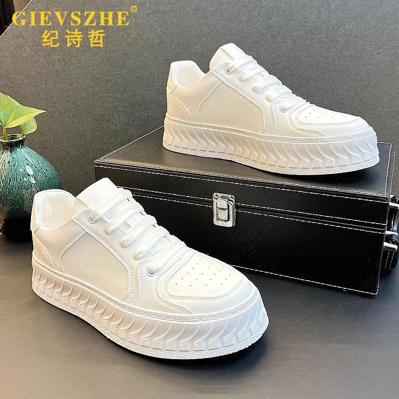 纪诗哲男款板鞋简约素面休闲小白鞋新款轻奢潮流百搭厚底增高男鞋