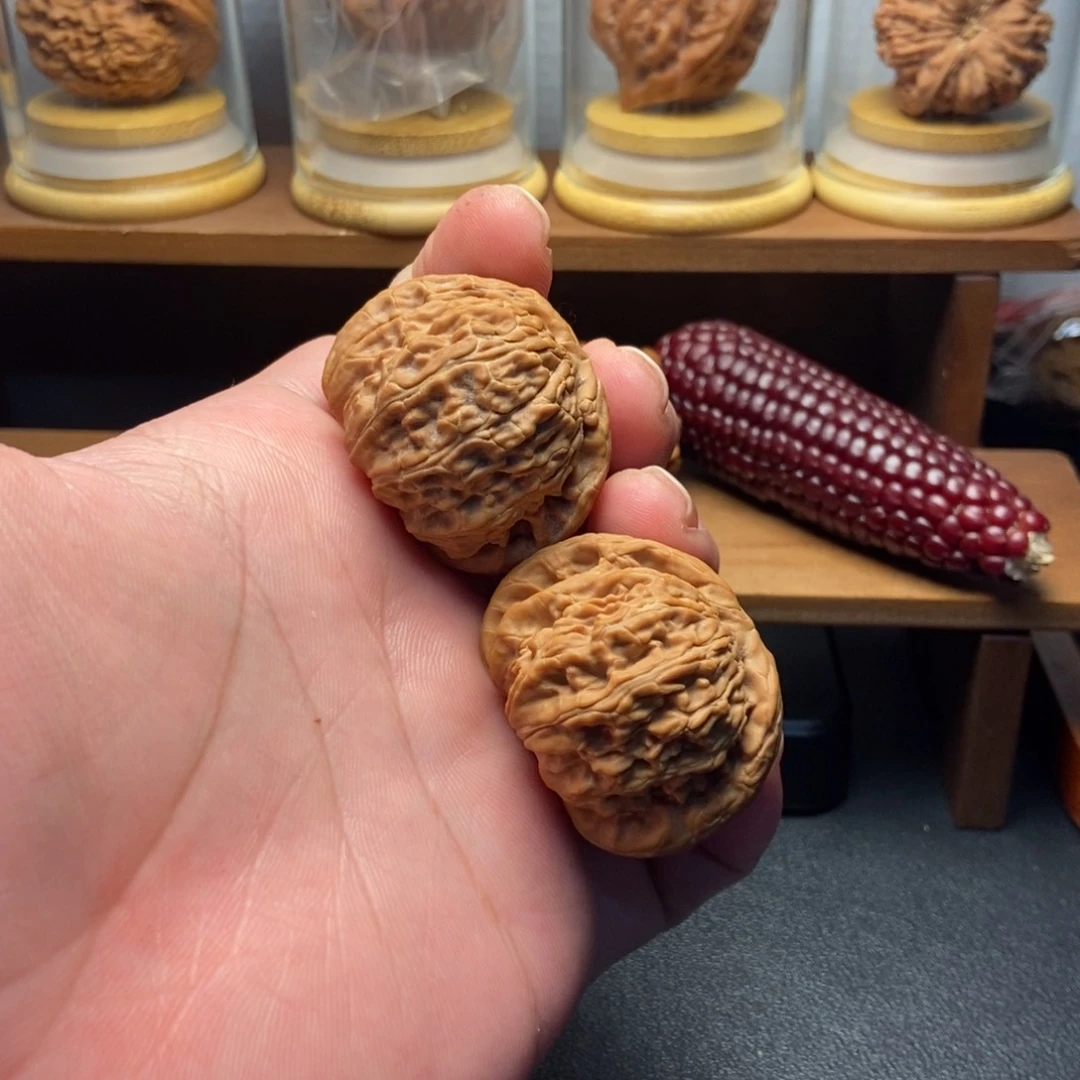 吊坠文玩核桃41全品闷白