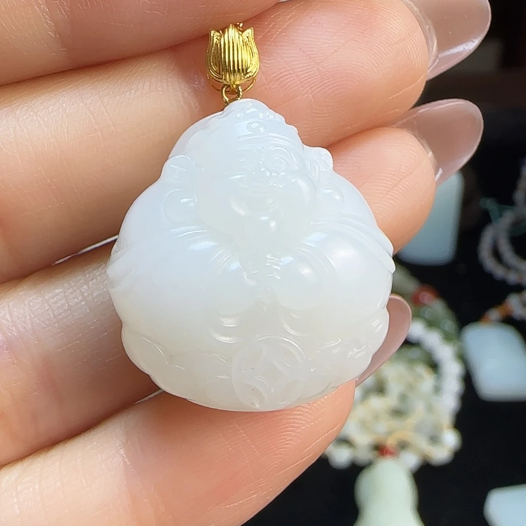 和田玉18K金镶嵌颈饰定制发货