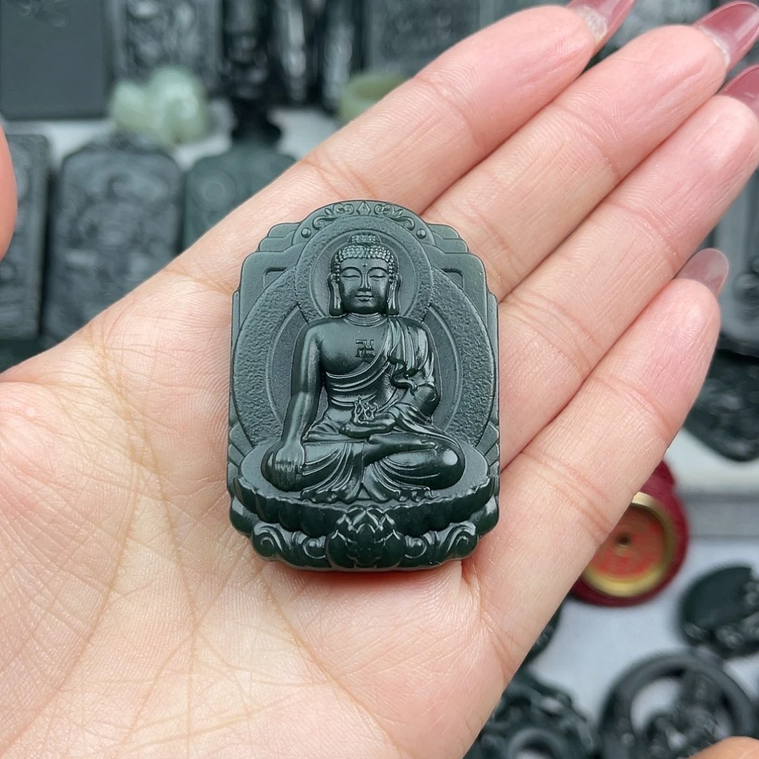 和田玉颈饰未镶嵌满*