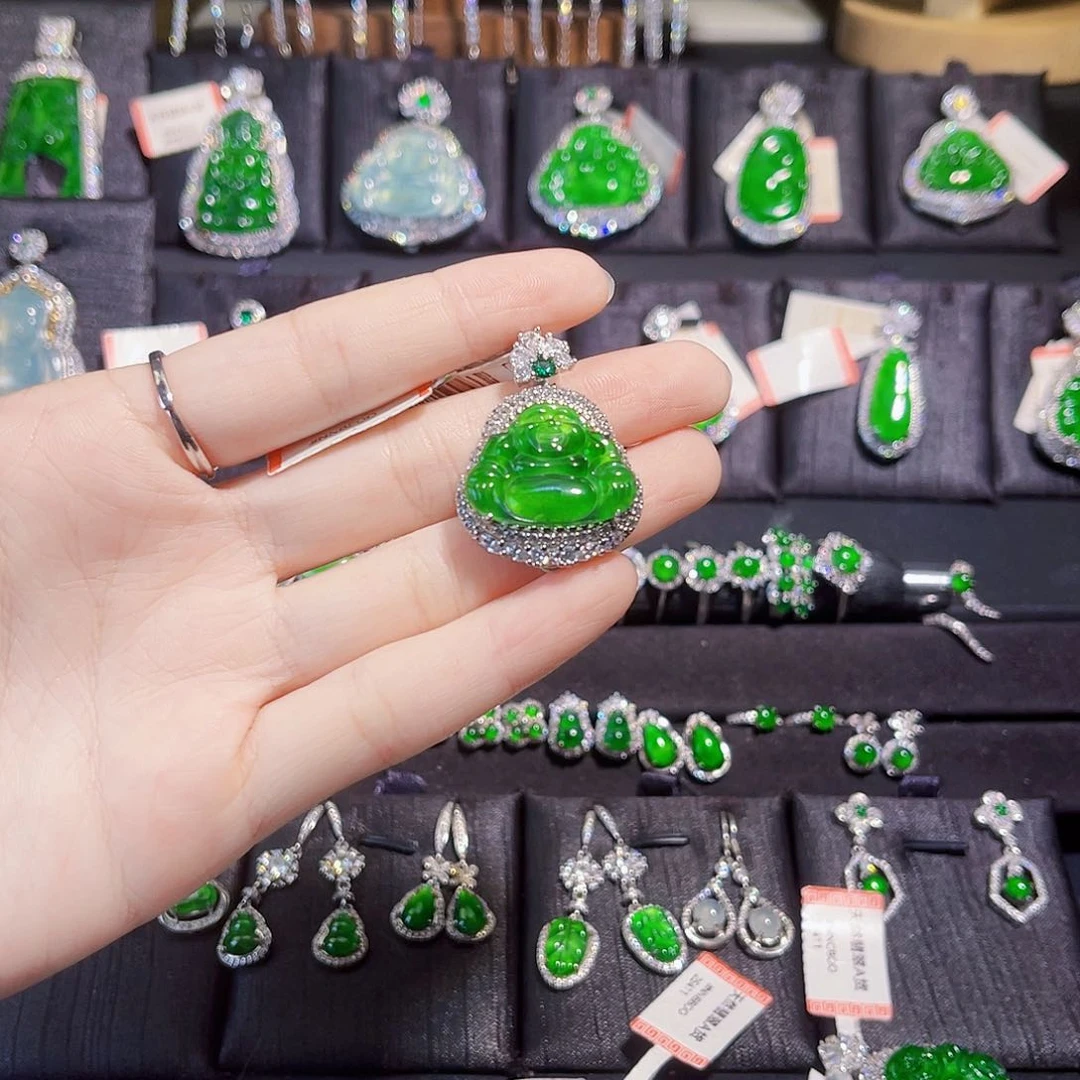 翡翠银S925镶嵌颈饰佛公