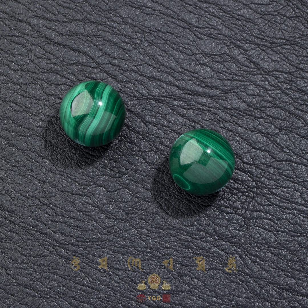 员格格ZSB03861/孔雀石大单珠吊坠（多样性发其一）