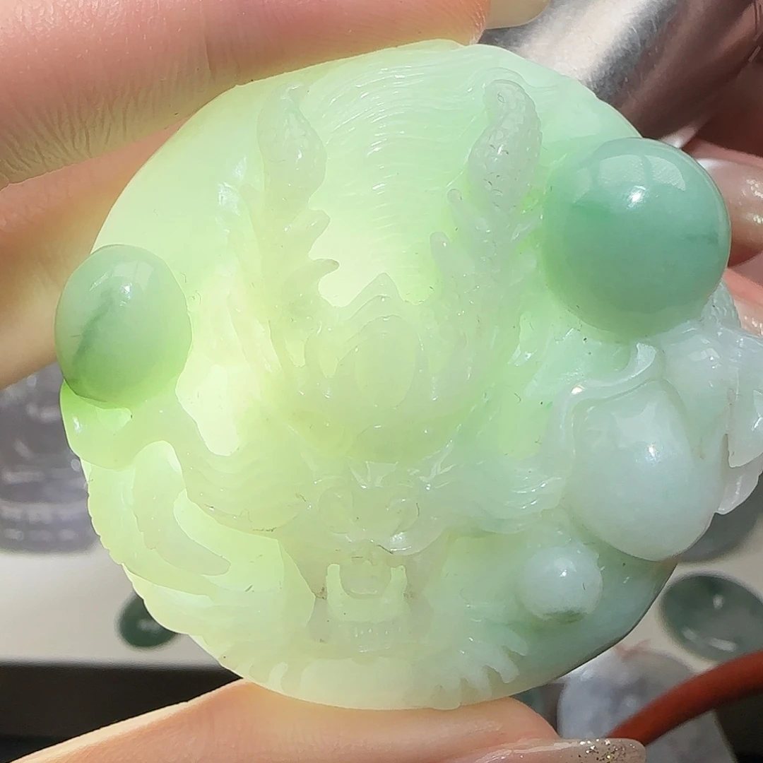 翡翠未镶嵌颈饰天然缅甸翡翠龙牌