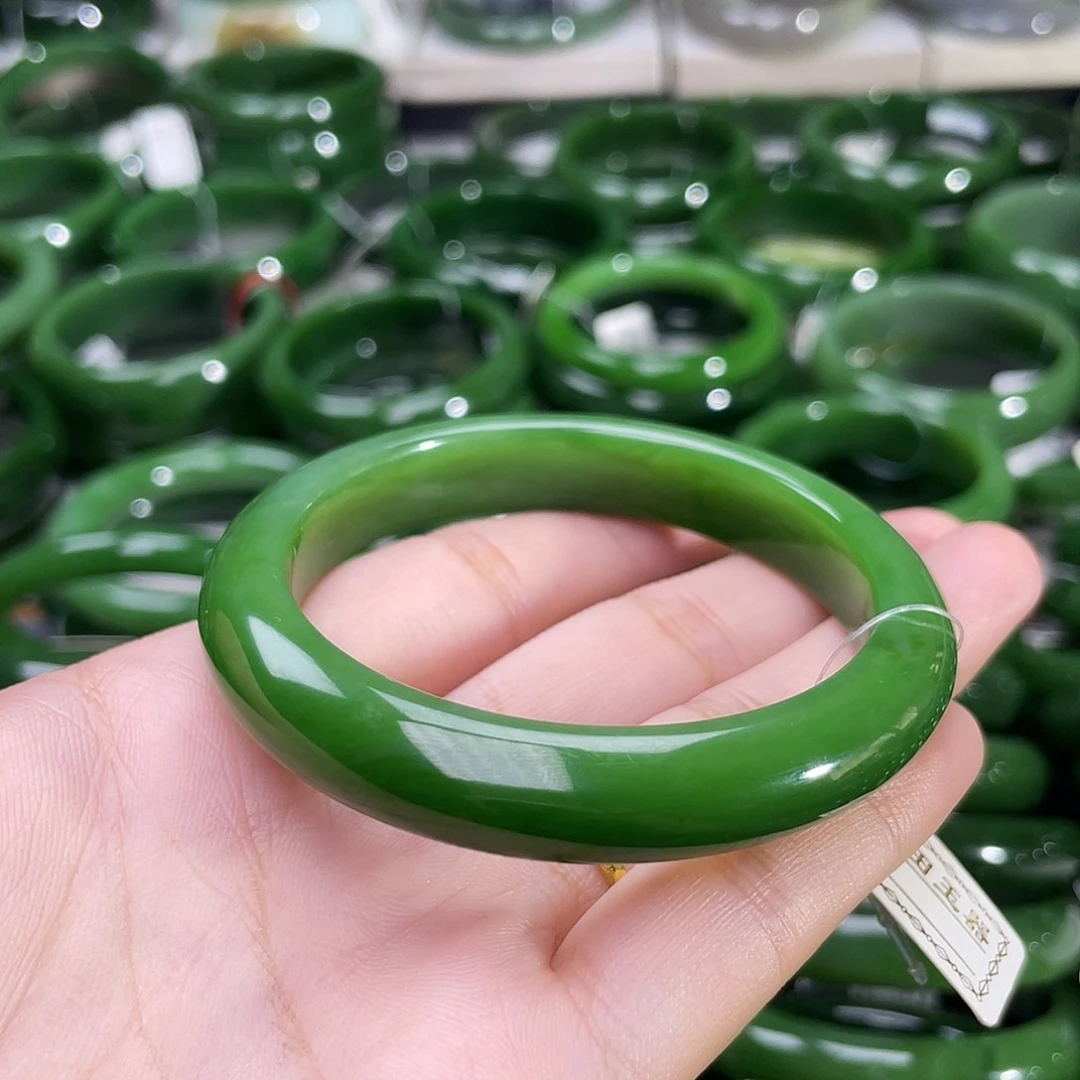 和田玉（碧玉）手镯未镶嵌