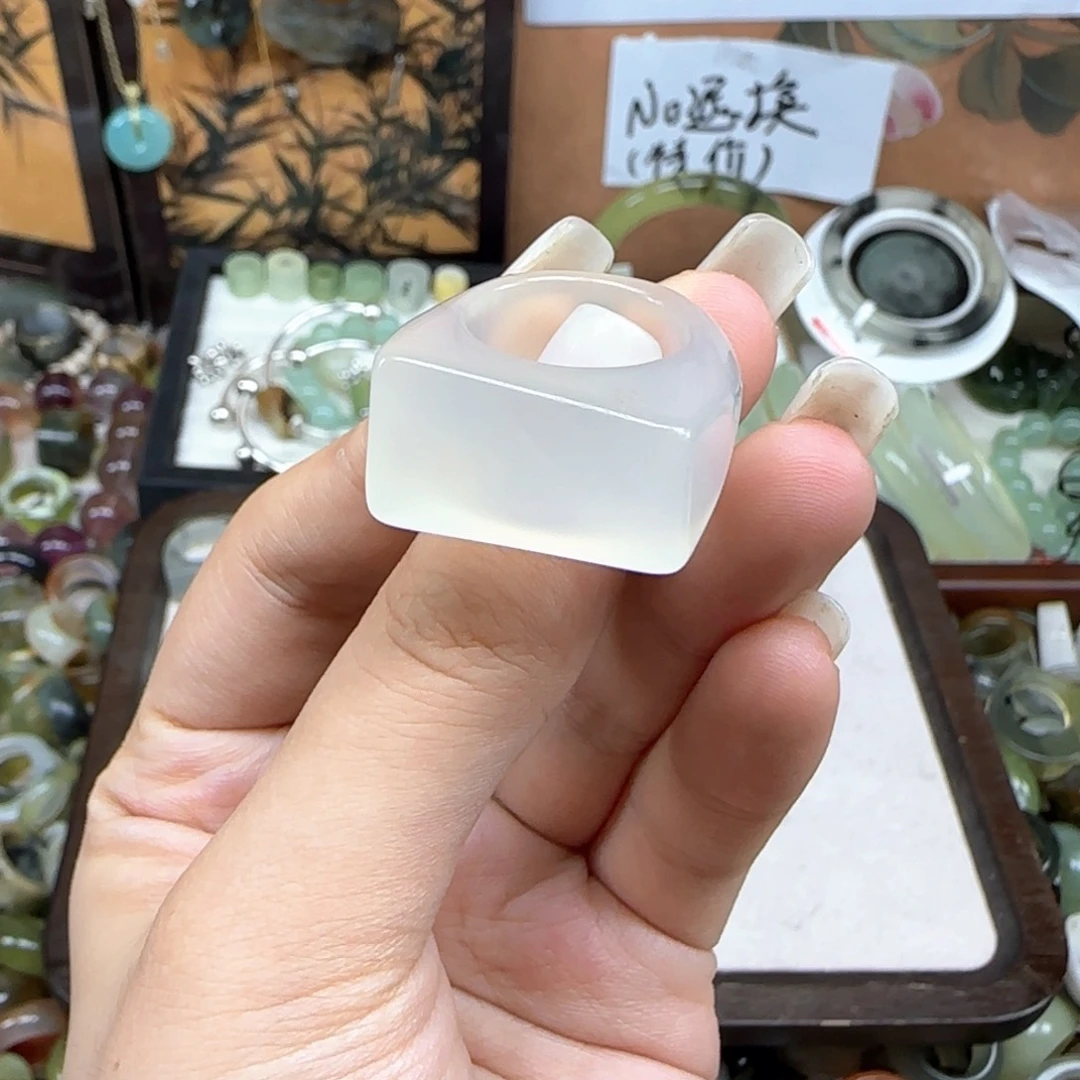 巳***意蛇纹石玉未镶嵌戒指港12