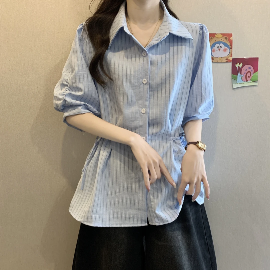 夏季新款条纹时尚短袖衬衫女宽松收腰设计感正肩显瘦衬衣百搭上衣