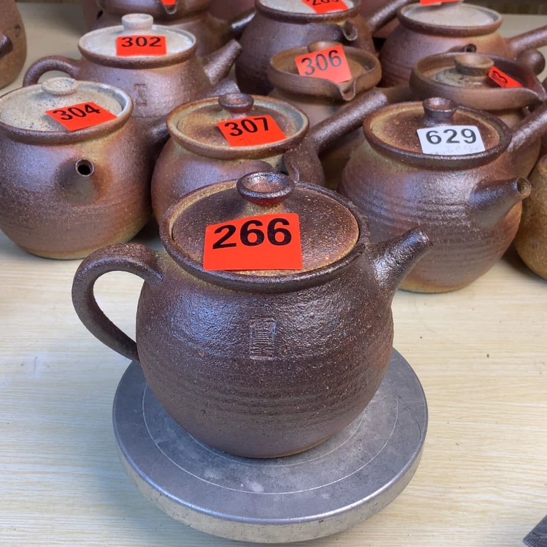 主播间一物一拍烤茶罐把手不正600毫升