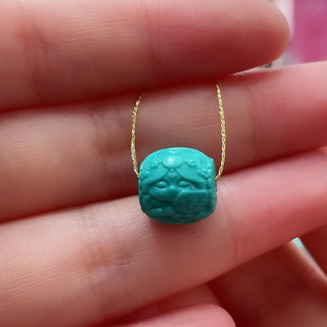 绿松石颈饰未镶嵌