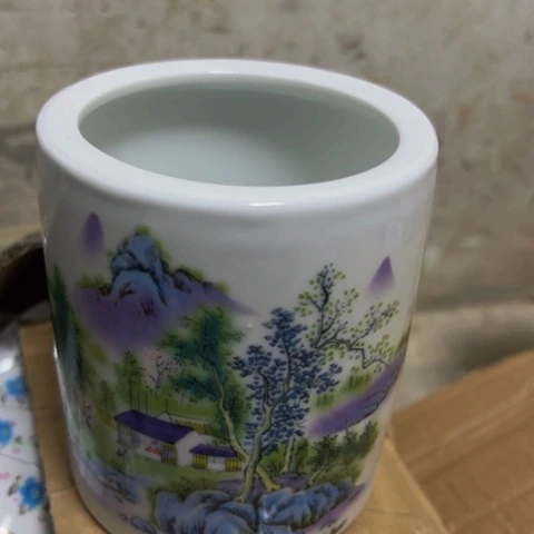 摆件景德镇瓷器中