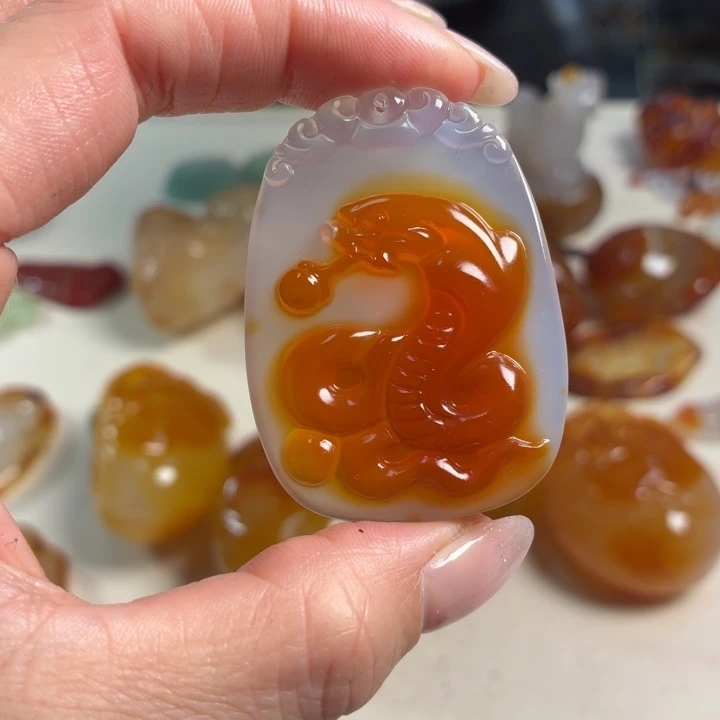 玛瑙/玉髓未镶嵌吊坠(不含链)