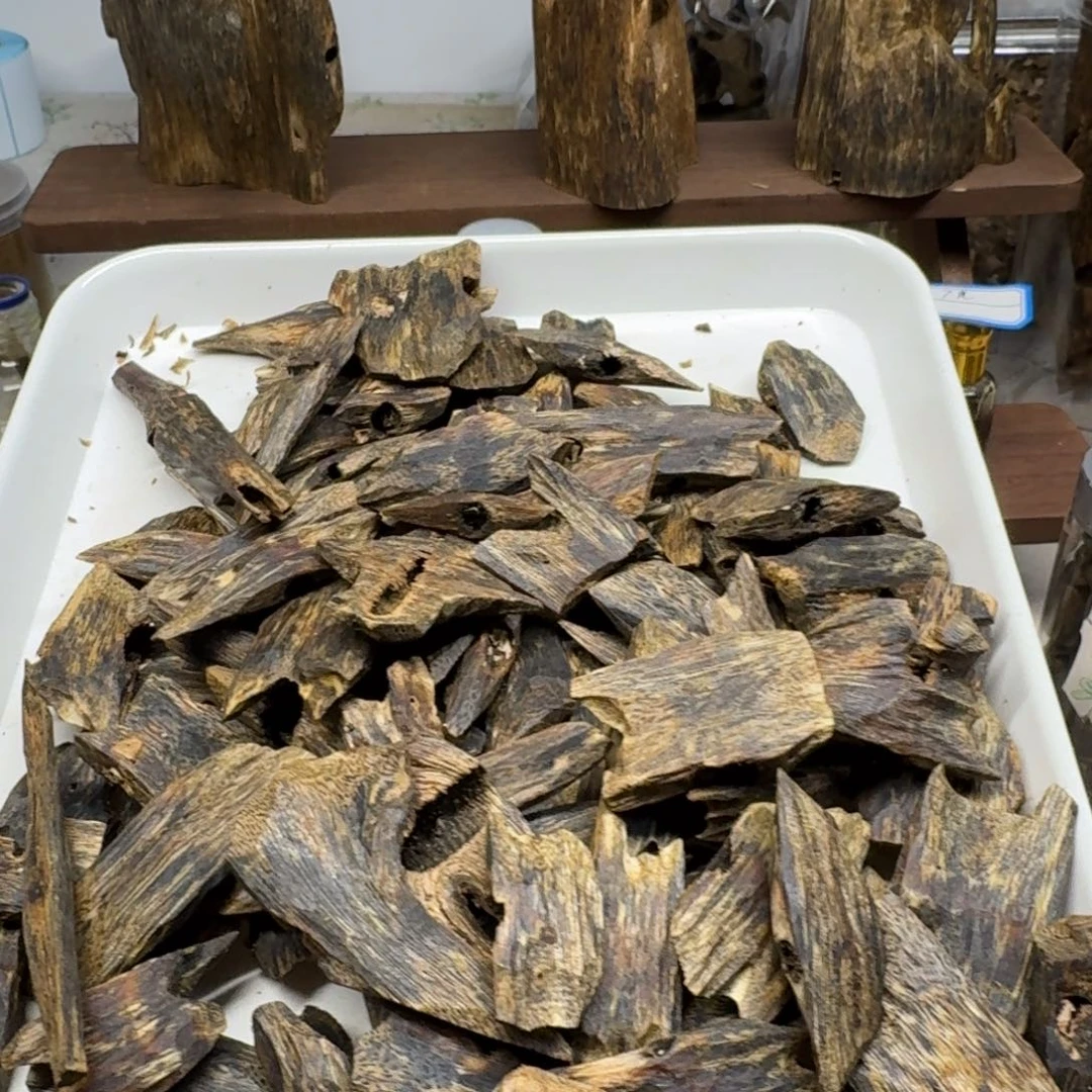 沉香碎屑沉香张勺子快料50克