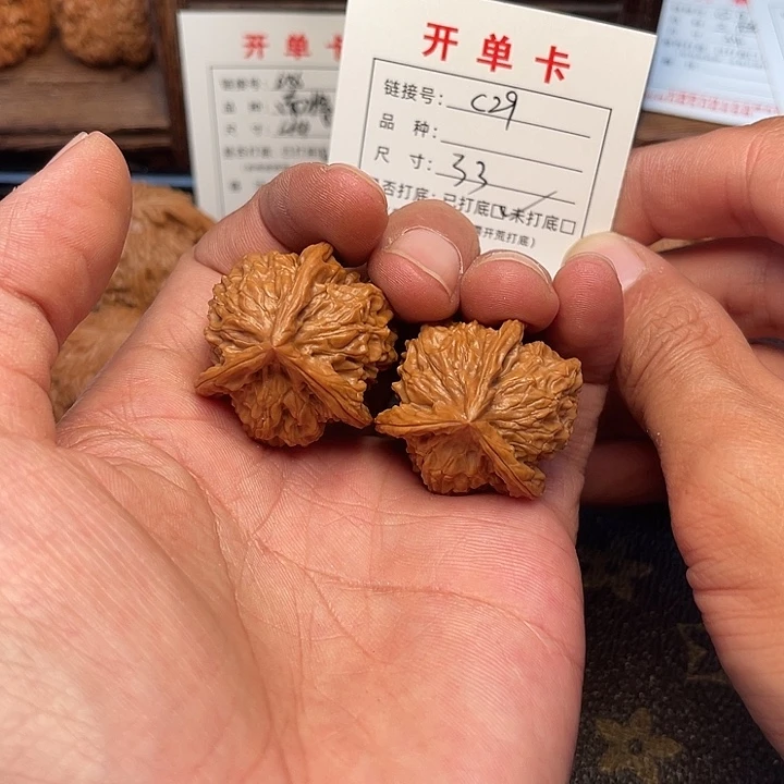 吊坠桃核文玩核桃