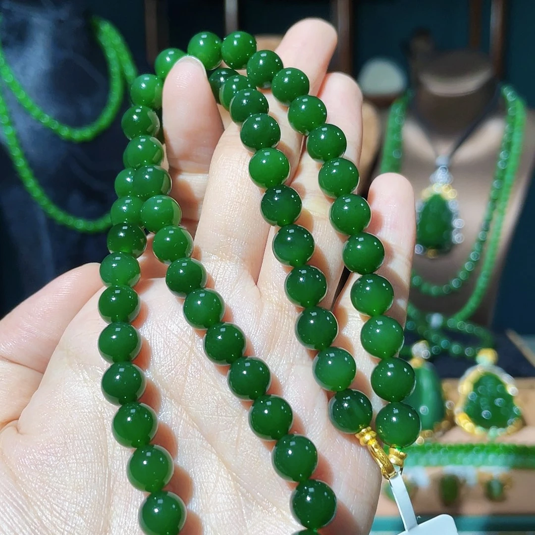 和田玉（碧玉）18K金镶嵌颈饰