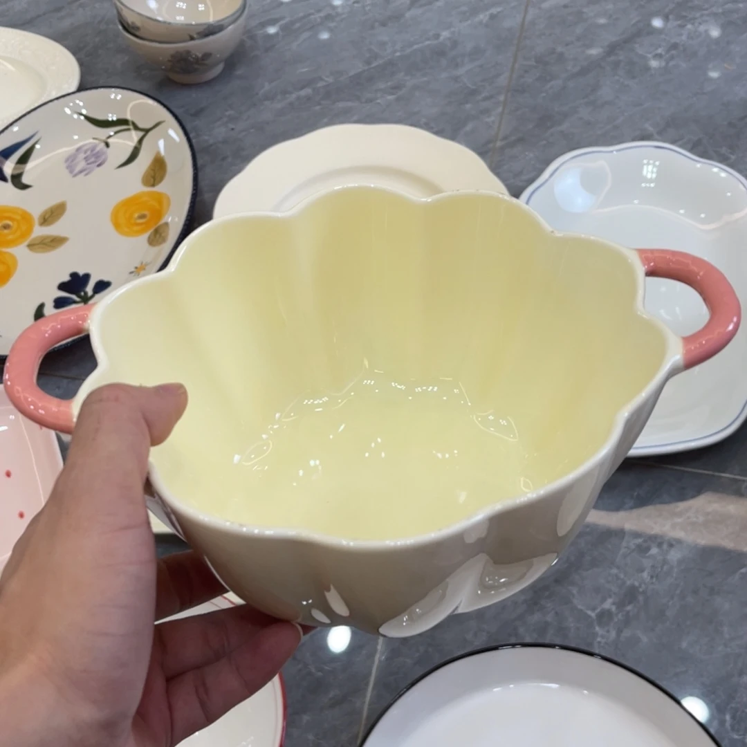 陶瓷微瑕餐具介意勿拍，满18飞！