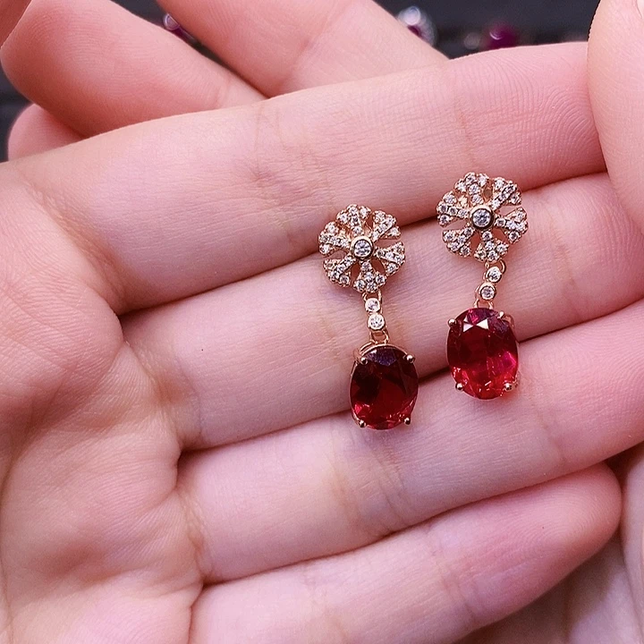 银S925镶嵌耳饰红宝石